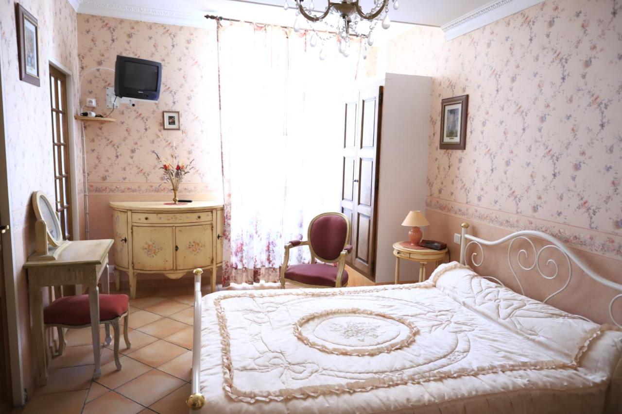 Bed and Breakfast Le Baldaquin Moustiers-Sainte-Marie Exterior foto